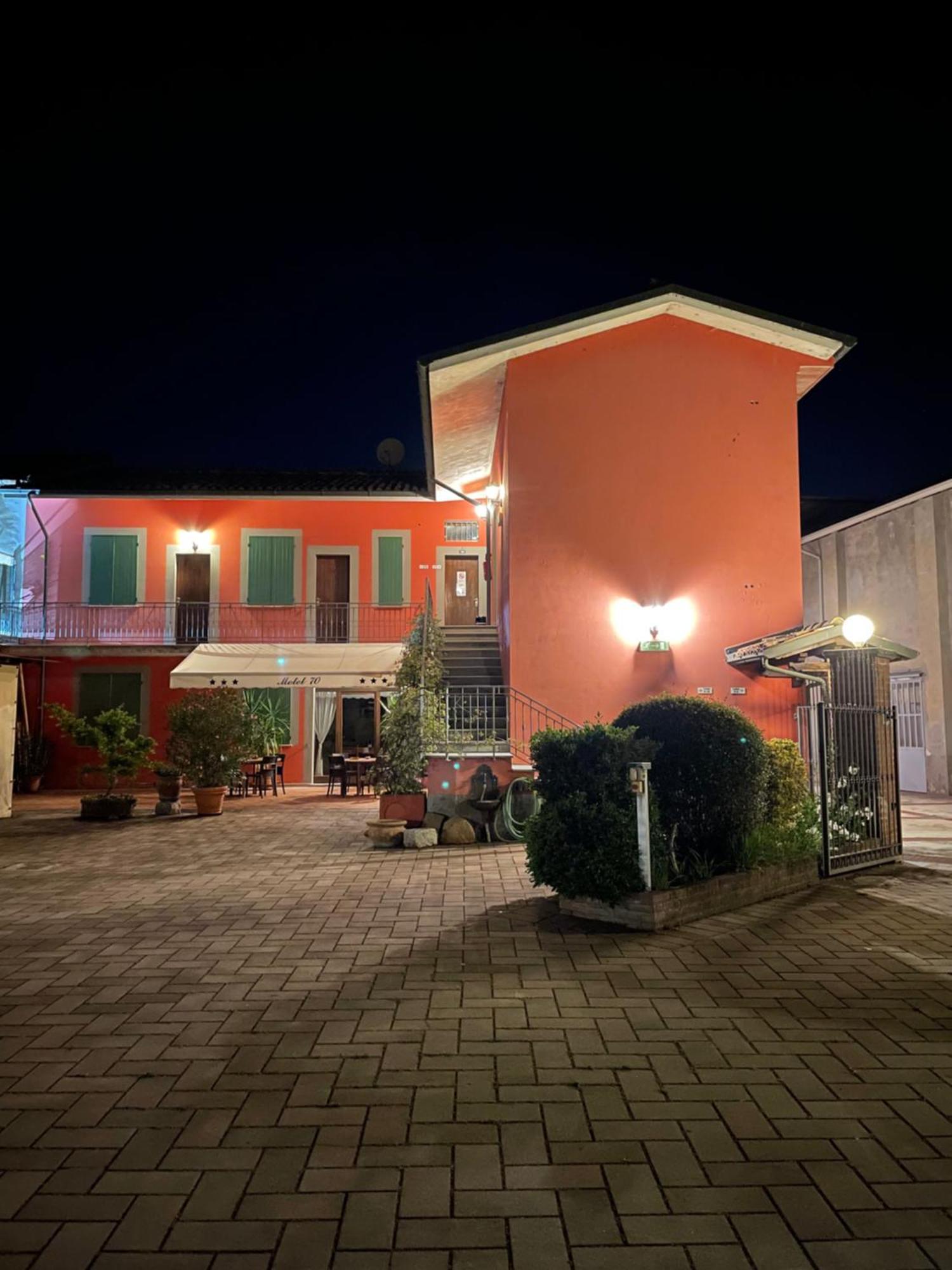 Motel 70 San Nazzaro  Exterior foto